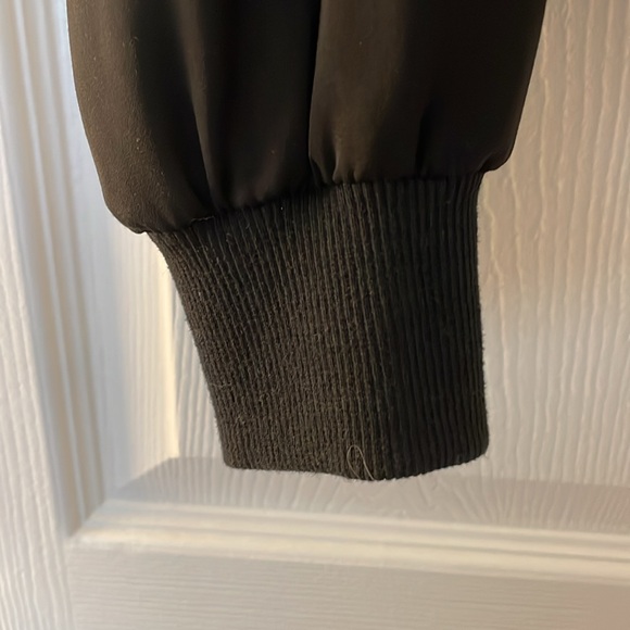 Jacket - Picture 4 of 9